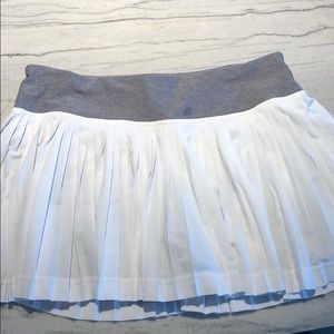 White Lulu Lemon ruffle skirt